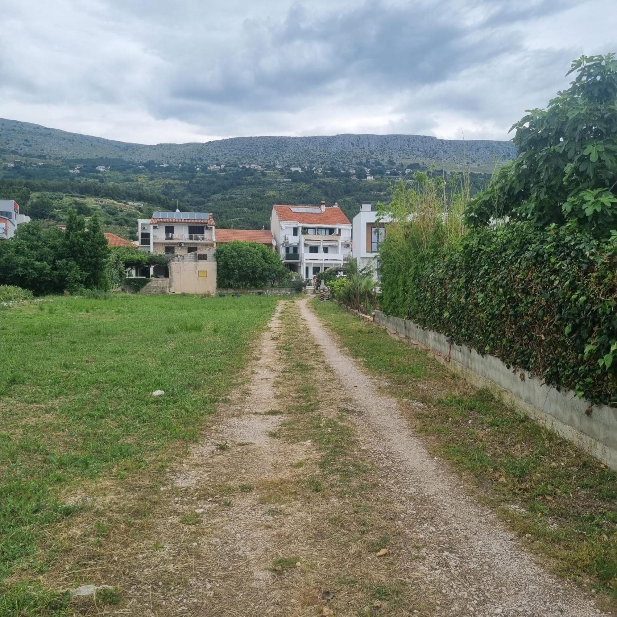 Sara Daire Podstrana Dış mekan fotoğraf