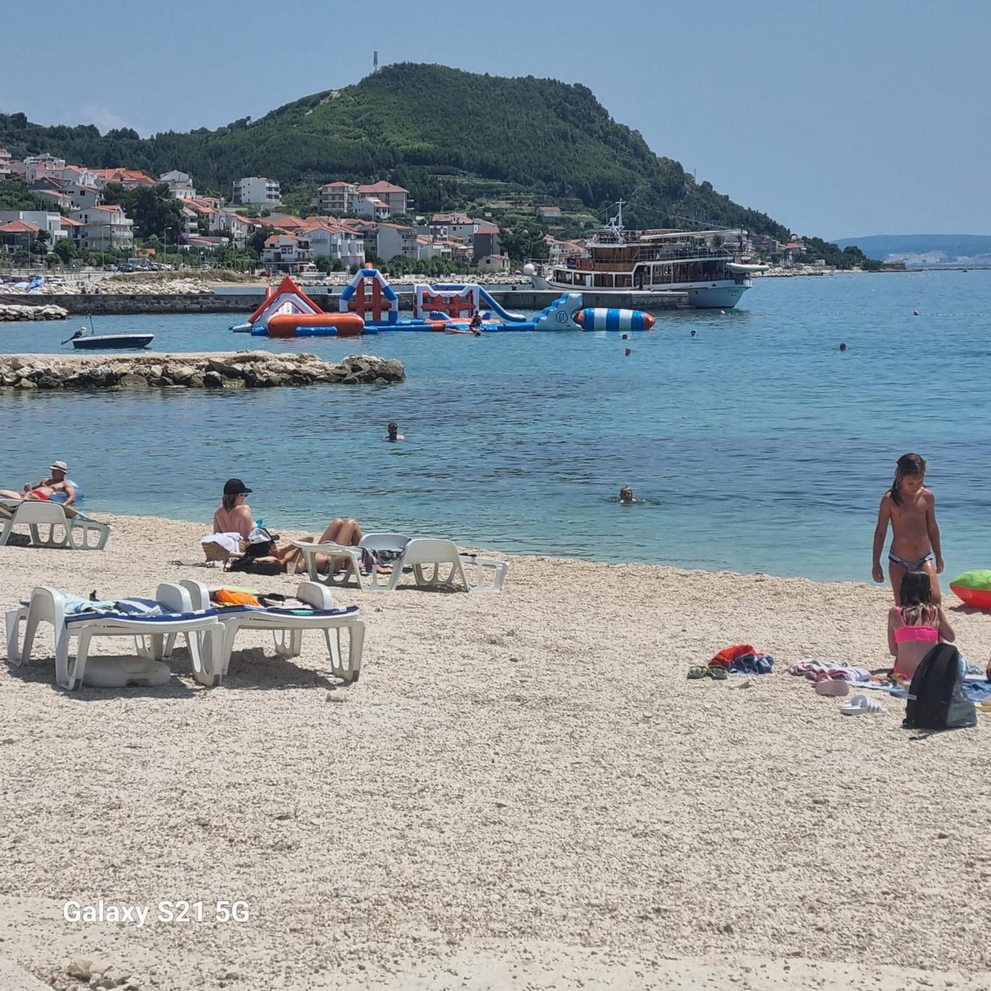 Sara Daire Podstrana Dış mekan fotoğraf